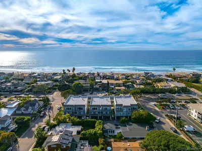 2721 Camino Del Mar