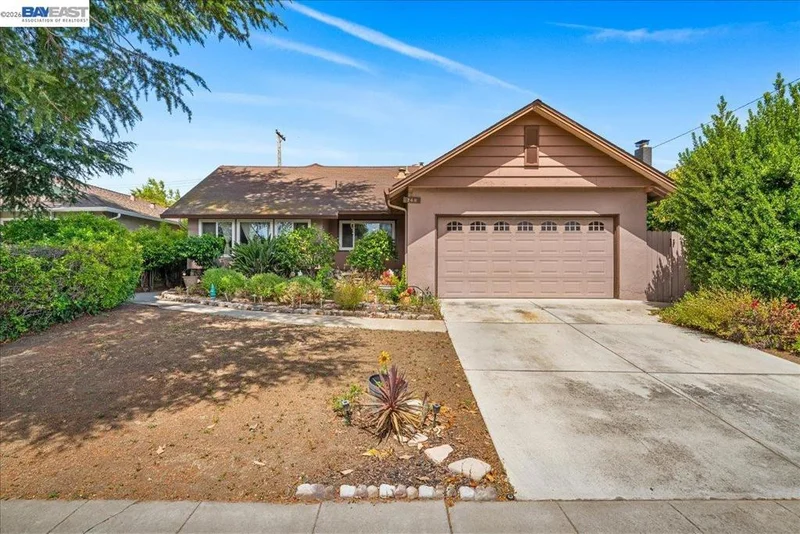 748 Cornell Dr, Santa Clara, CA 95051