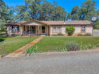 1450 Oak Hill Court