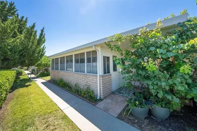 26742 Whispering Leaves, Unit B photo 2