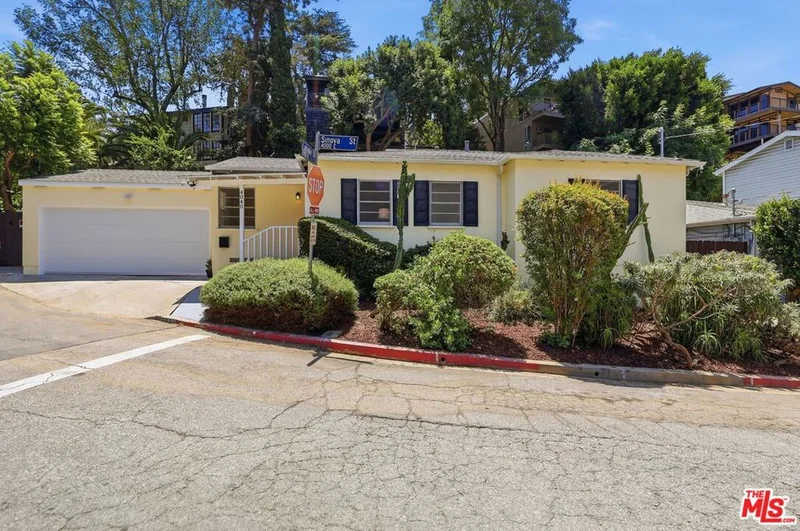 4040 Sinova Street, Los Angeles, CA 90031