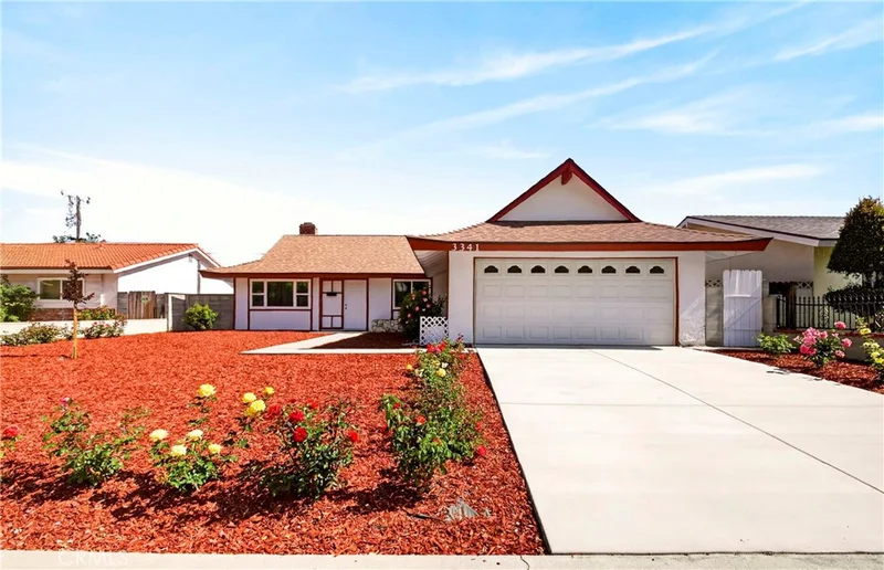 3341 E Calle Baja