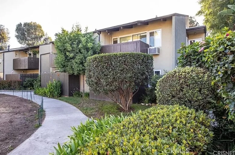 4806 Hollow Corner 234