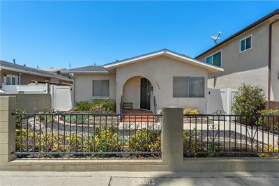 1034 W 24th