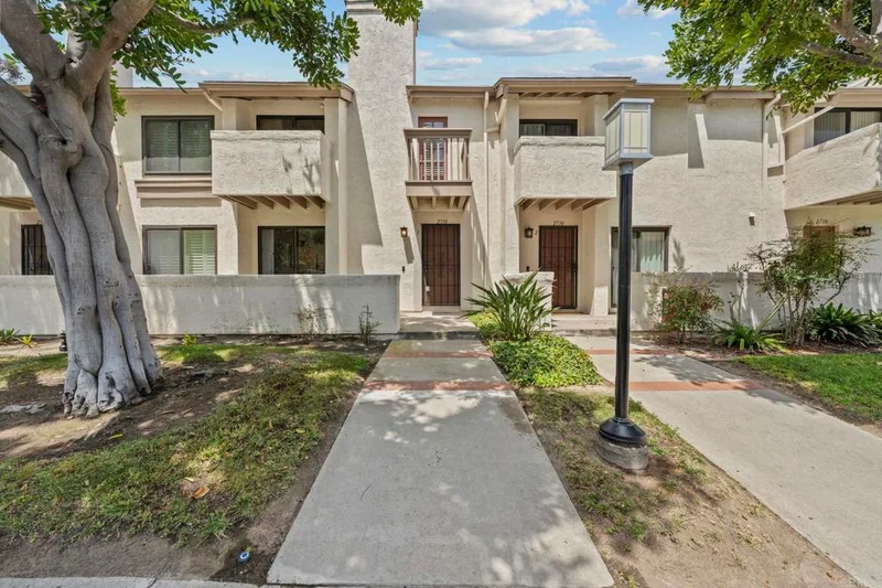 2710 Ariane Drive 3 photo 2