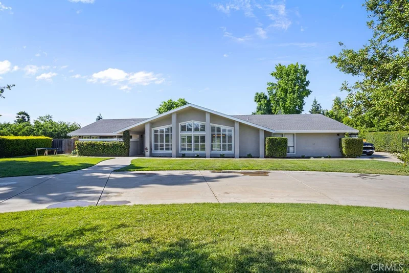 2698 E South Bear Creek