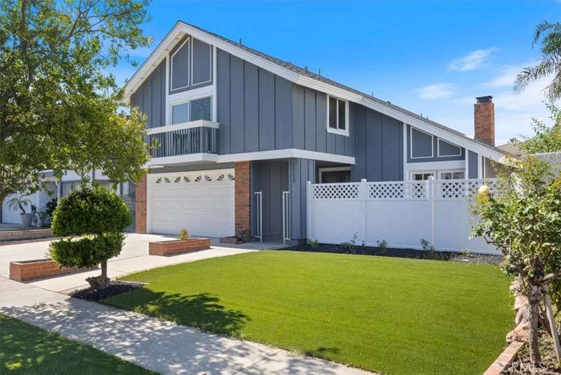 20220 Elkwood Street, Winnetka, CA 91306