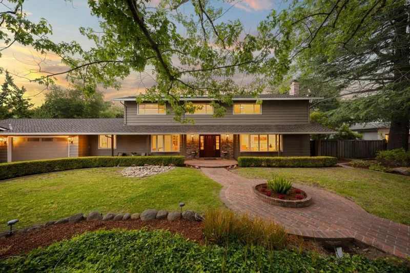 19121 Harleigh Drive, Saratoga, CA 95070