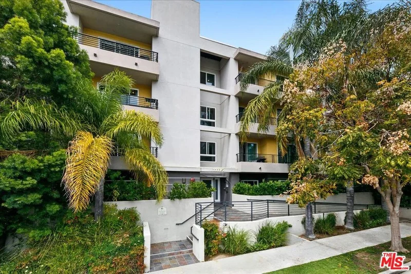 11115 Acama Street 107 photo 2