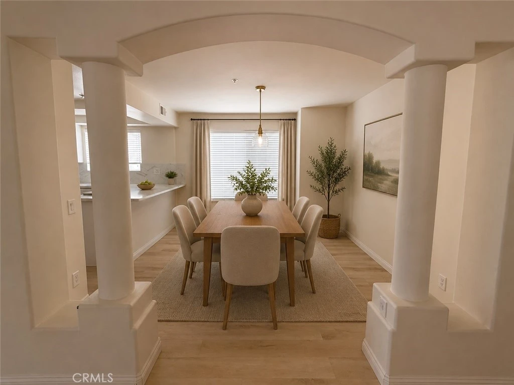 Interior 4