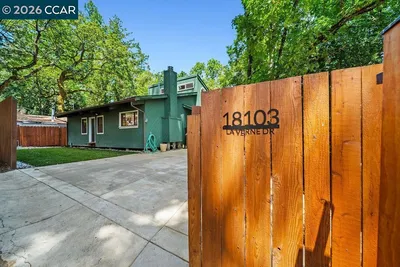 18103 La Verne Dr photo 2