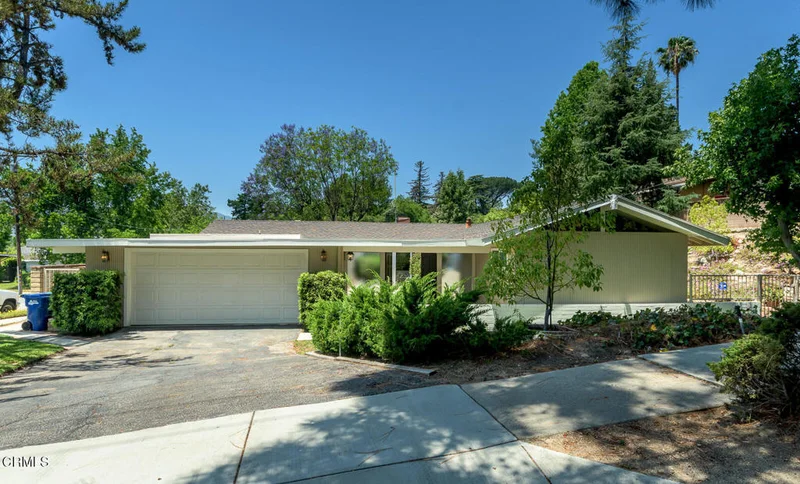 5105 Ocean View Boulevard, La Canada Flintridge, CA 91011