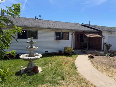 700 Spencer Ave
