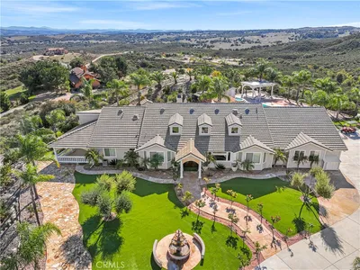 35751 Avenida La Cresta photo 2