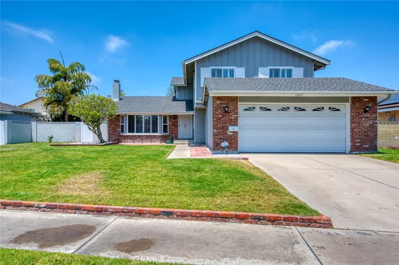 11657 Gladstone Circle, Fountain Valley, CA 92708