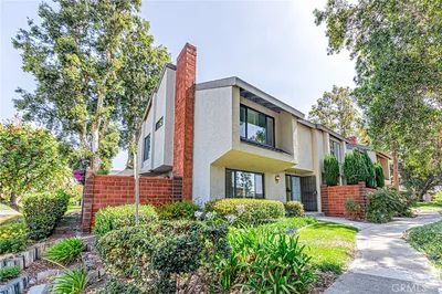 1524 Sherwood Village