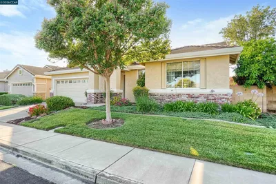 287 Mandarin Cir photo 2