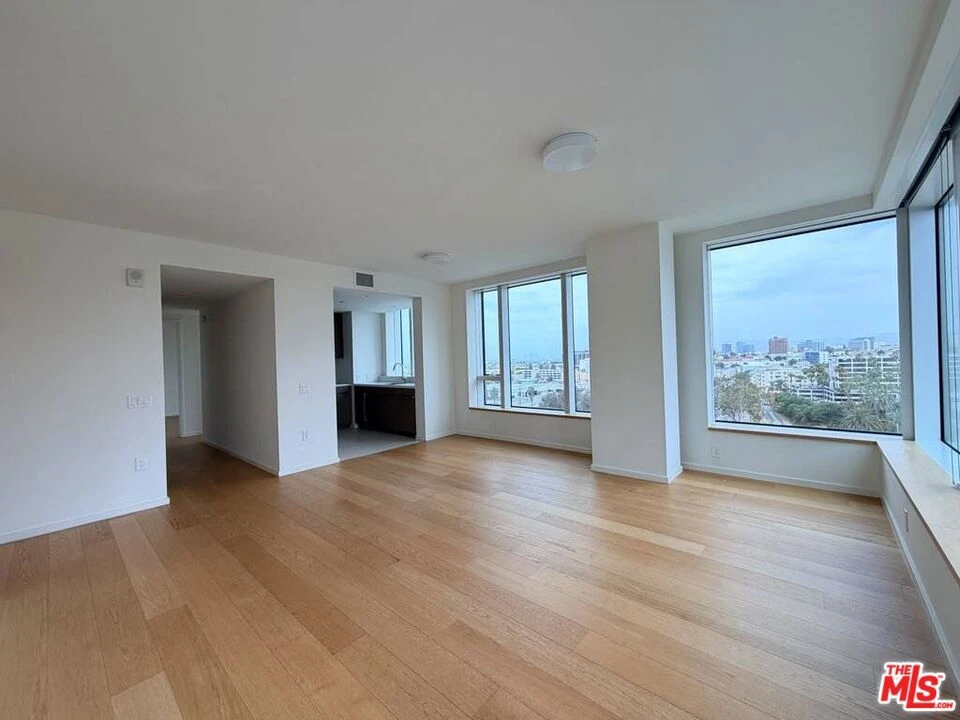 Interior 2
