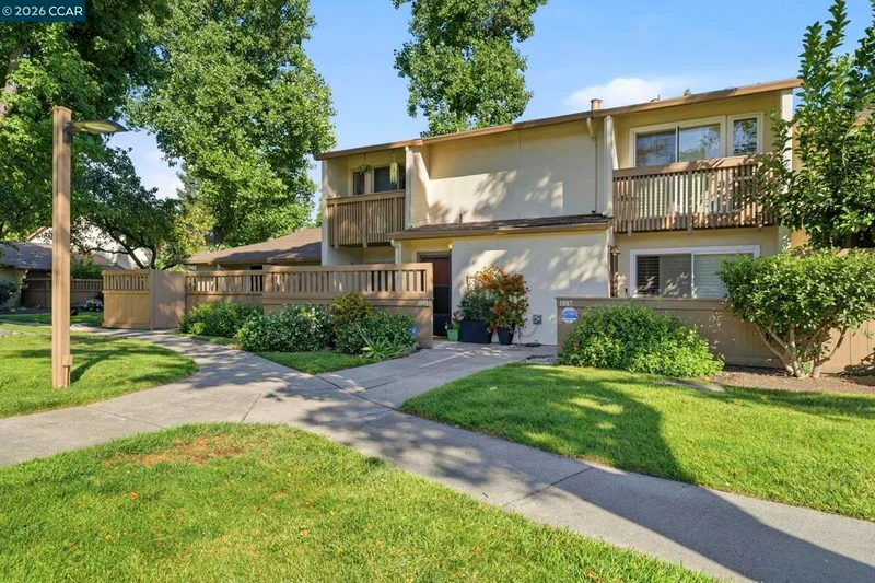 1889 Pomar Way, Walnut Creek, CA 94598