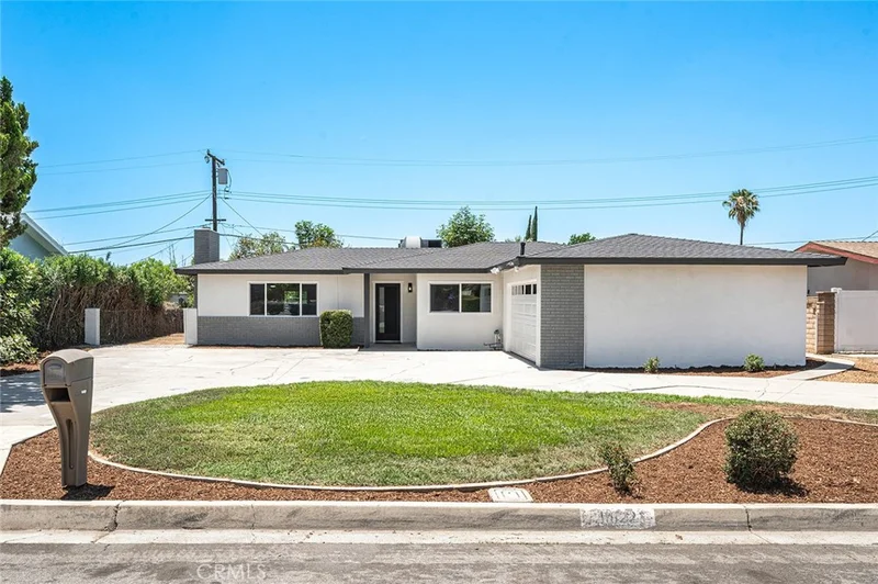 11822 Kingston, Grand Terrace, CA 92313