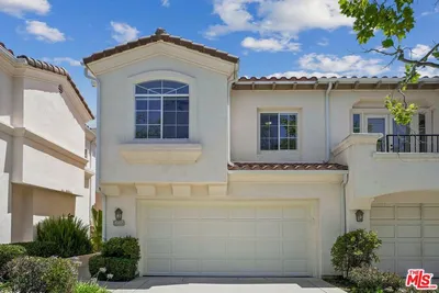 1007 Sunset Oak Circle