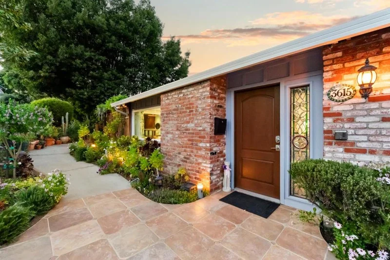 3615 Country Club Drive, Redwood City, CA 94061