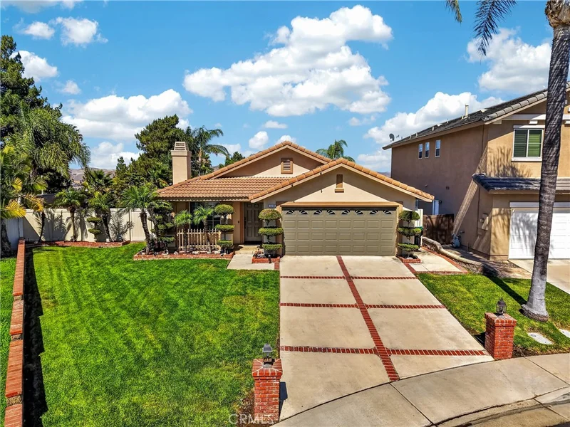 1389 Sonnet Hill, Corona, CA 92881