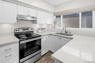 2600 Torrey Pines Road A32