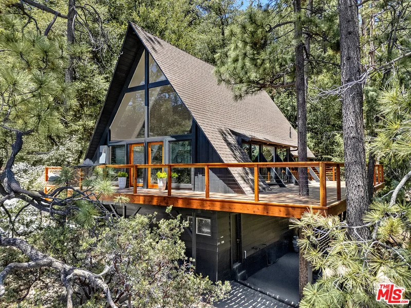 54760 Forest Knoll Drive, Idyllwild, CA 92549