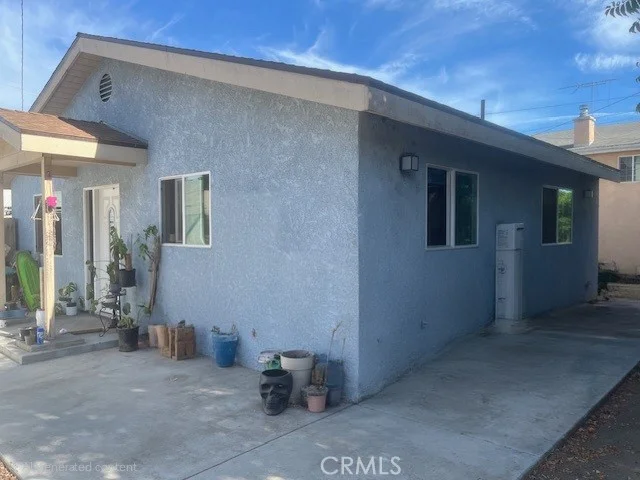 1355 S Downey photo 2