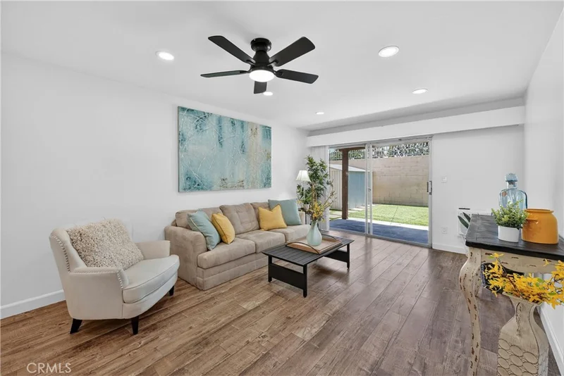 1010 W Macarthur 86, Santa Ana, CA 92707