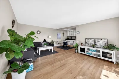366 S Miraleste Drive 375