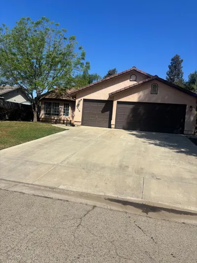 3816 E Acequia Avenue