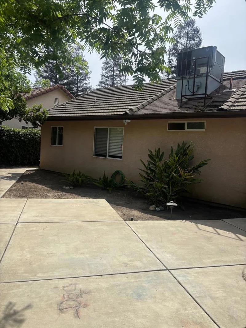 Photo 2 of 3816 E Acequia Avenue