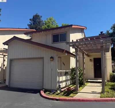 38242 Redwood Terrace