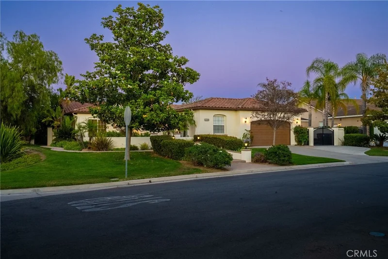 8059 Terraza Court photo 2