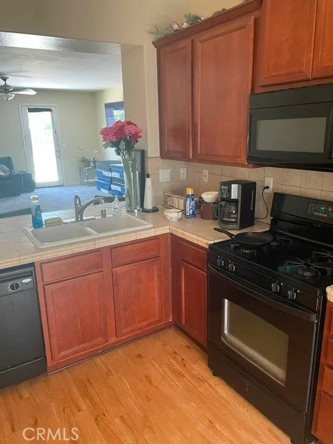 8011 Amber Creek Road photo 2