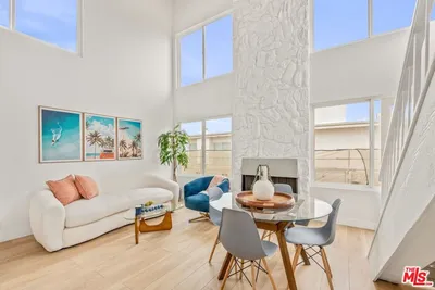16 Quarterdeck Street 301
