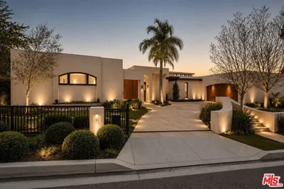 1740 Carla Ridge