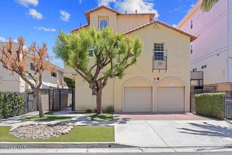 4442 Vista Del Monte Avenue 2