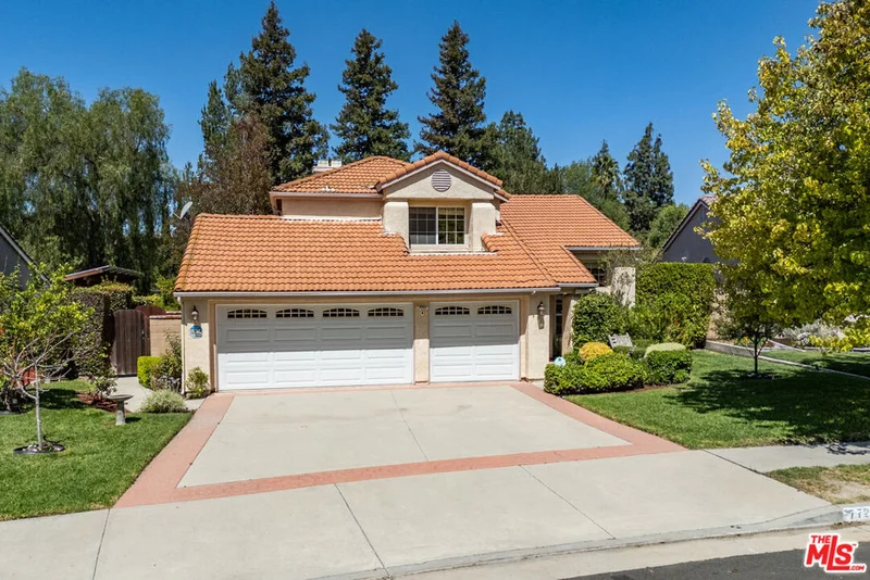 7721 Atron Avenue, West Hills, CA 91304
