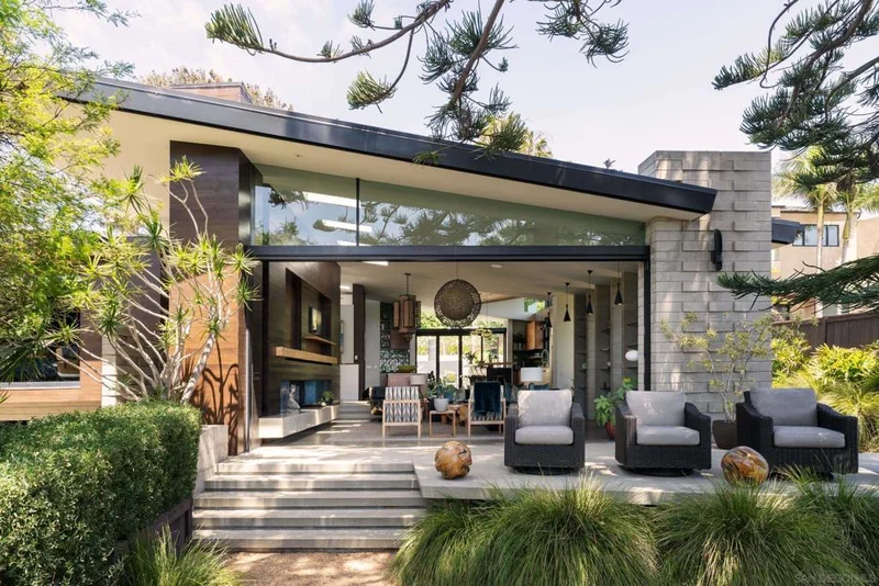 460 Palmitas St, Solana Beach, CA 92075