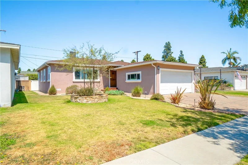 16205 Wilkie Avenue photo 2
