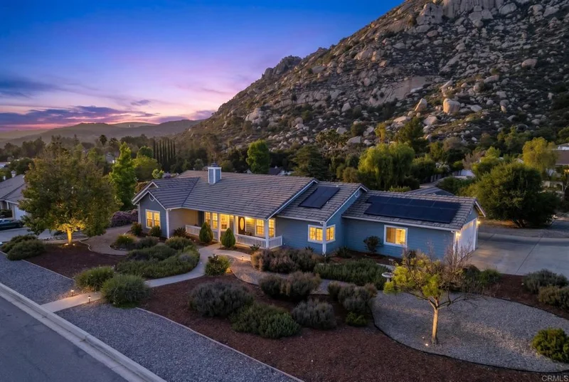 25361 Kerri Ln., Ramona, CA 92065