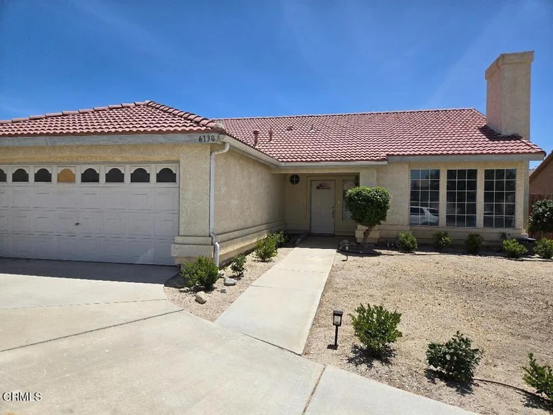 6130 Almeria Way, Palmdale, CA 93552