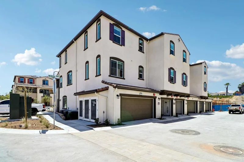 571 Toledo Way Pacifica Drive #164 photo 2