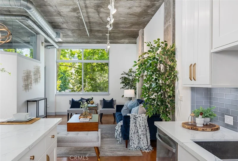 840 E Green 130, Pasadena, CA 91101