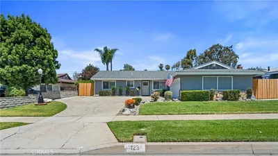 123 W Ronwood Street
