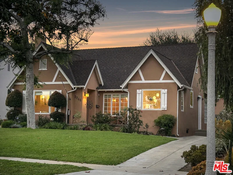 2265 E Moutain Street, Pasadena, CA 91104