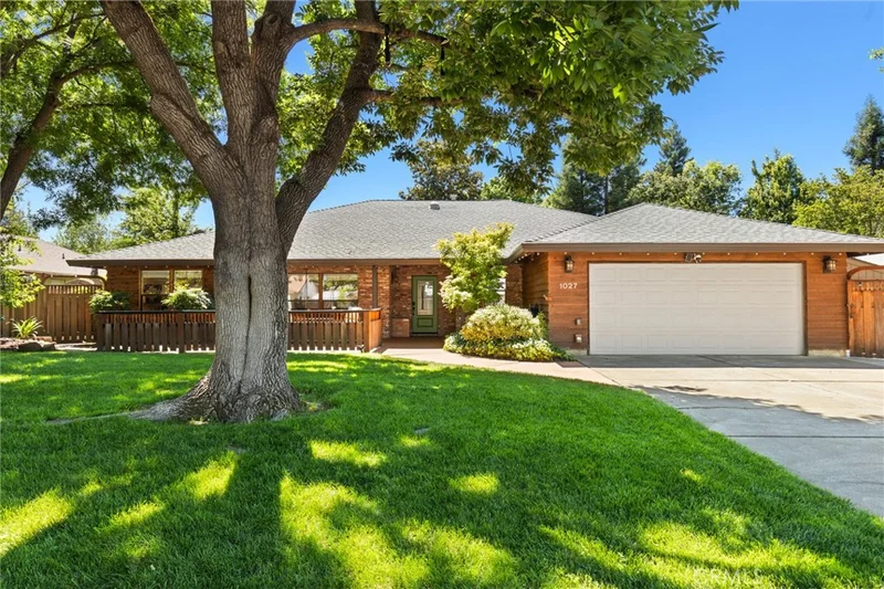 1027 Colmena Drive, Chico, CA 95926